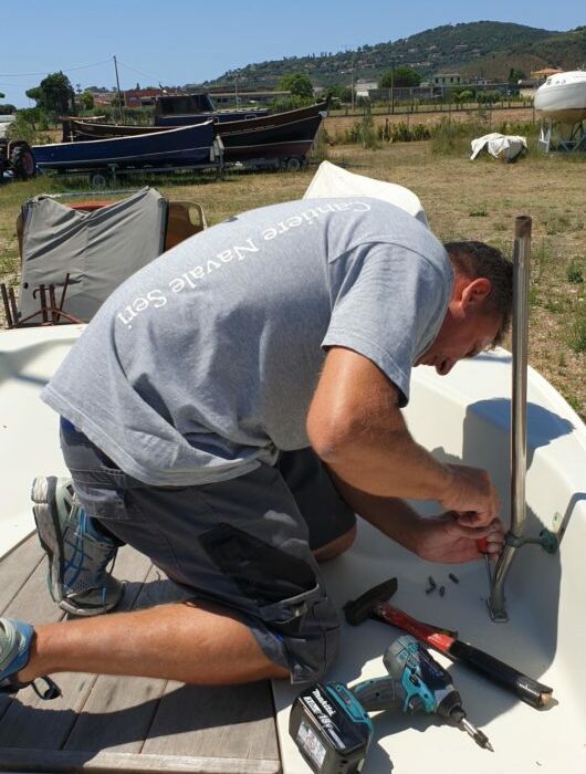 Manutenzione Boston Whaler - Boatbuilding Academy - Castiglione della Pescaia